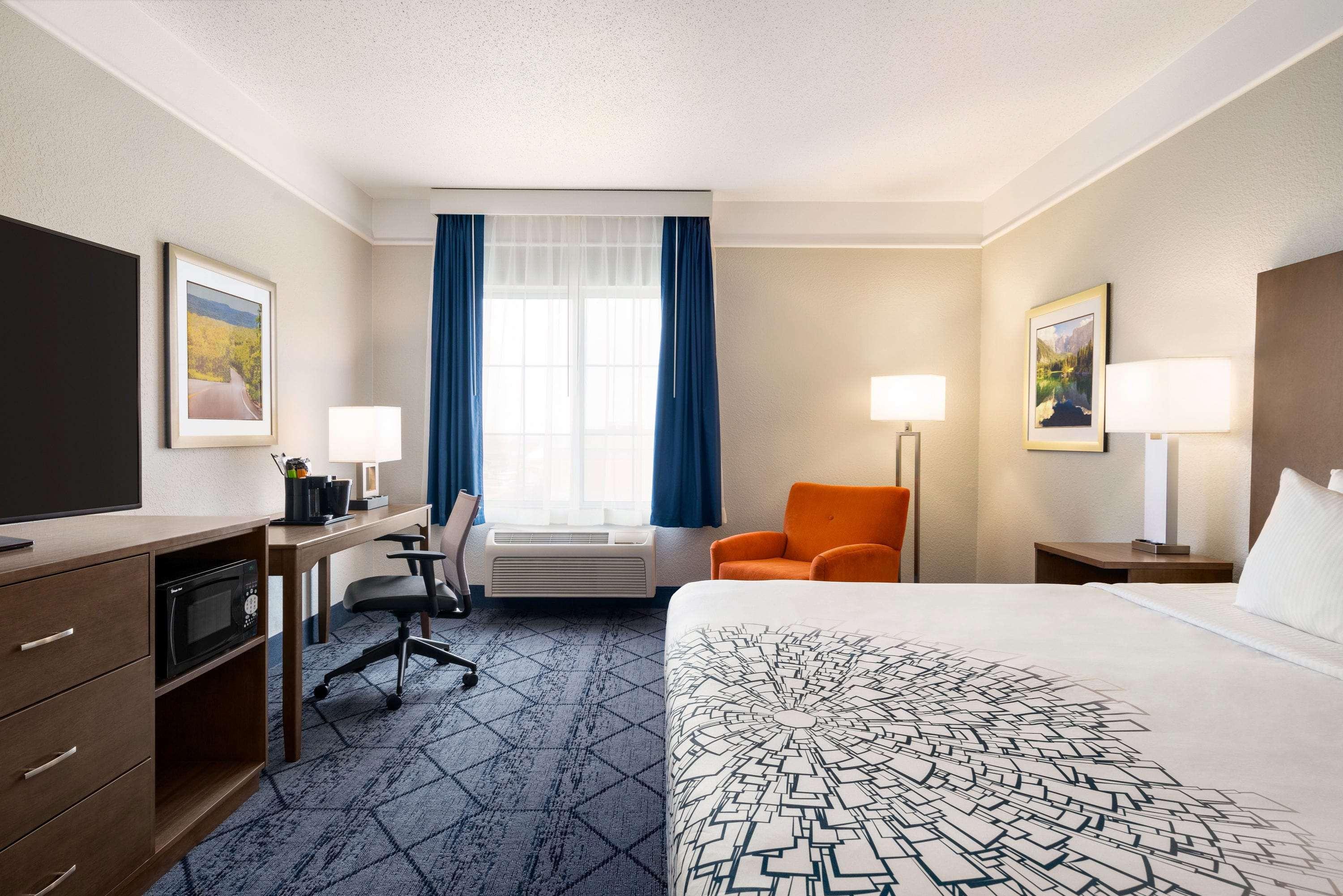 La Quinta Inn And Suites By Wyndham At Watiki Waterpark Rapid City Luaran gambar