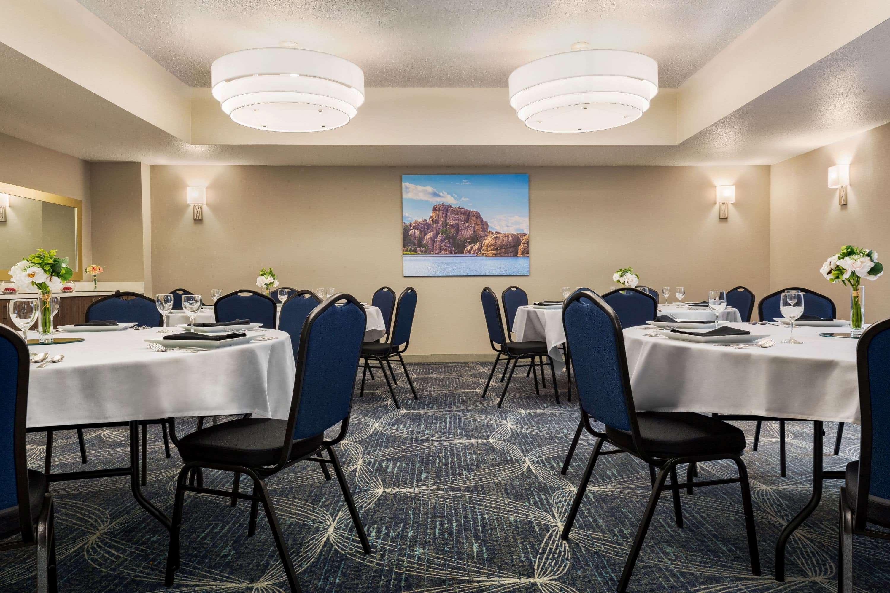 La Quinta Inn And Suites By Wyndham At Watiki Waterpark Rapid City Luaran gambar