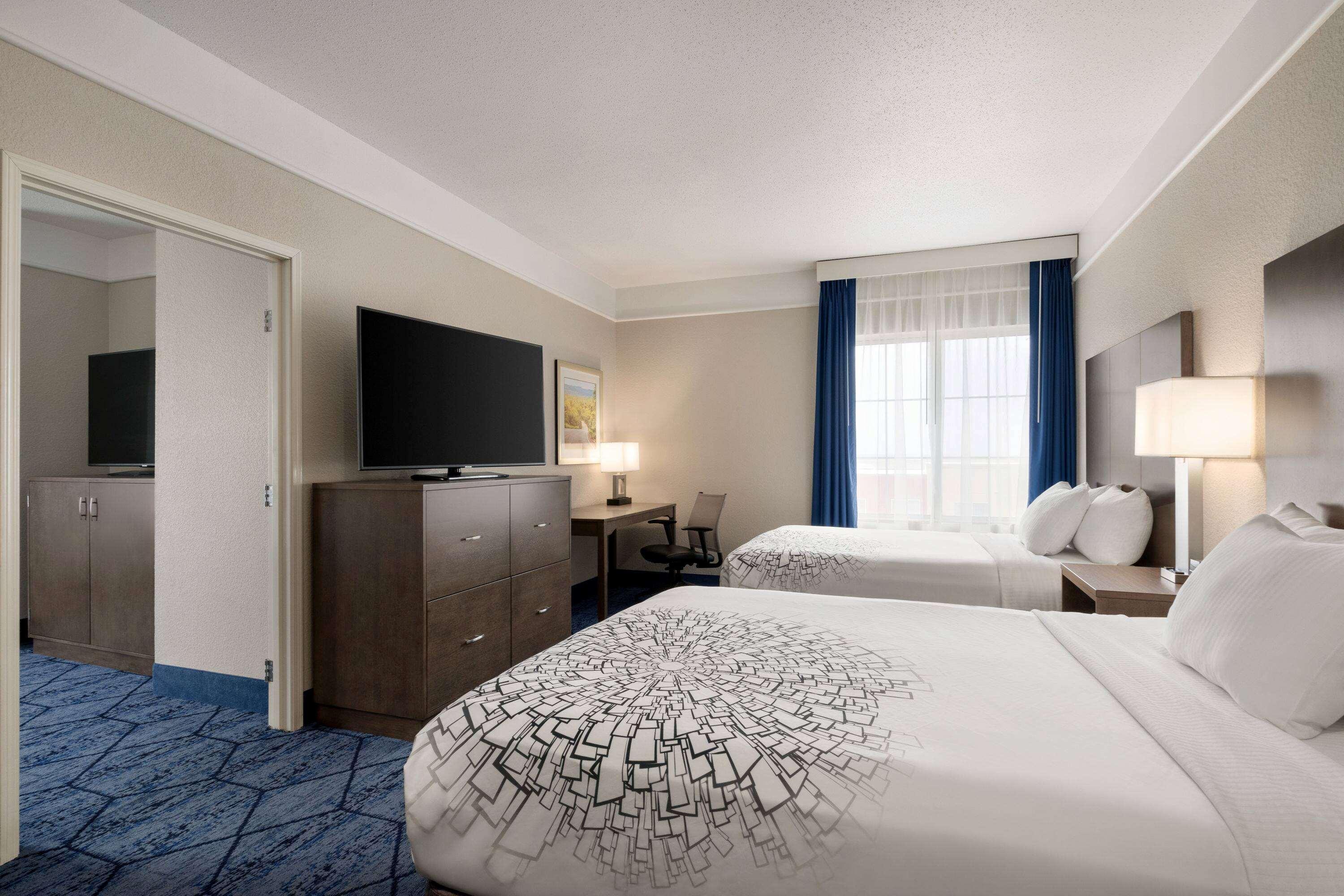 La Quinta Inn And Suites By Wyndham At Watiki Waterpark Rapid City Luaran gambar
