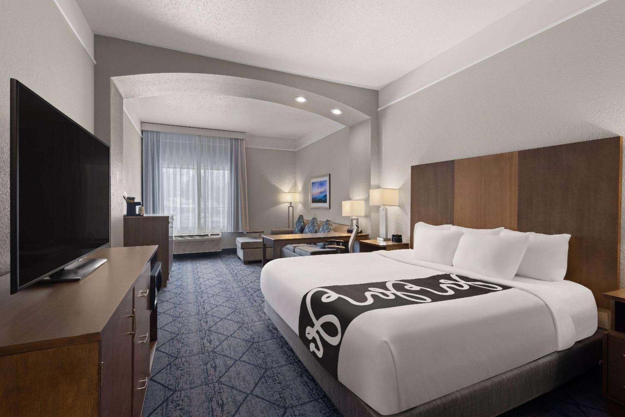 La Quinta Inn And Suites By Wyndham At Watiki Waterpark Rapid City Luaran gambar