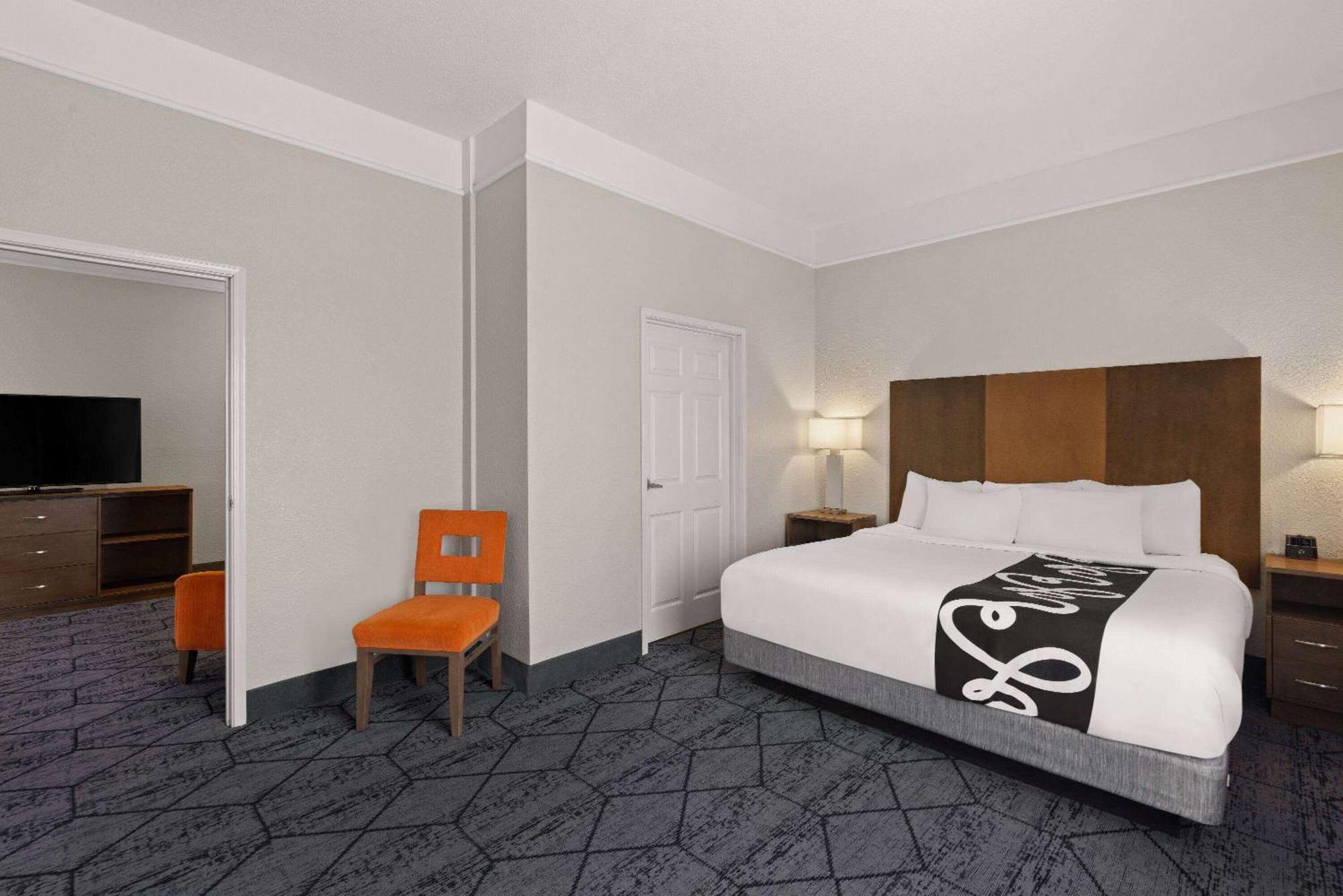 La Quinta Inn And Suites By Wyndham At Watiki Waterpark Rapid City Luaran gambar
