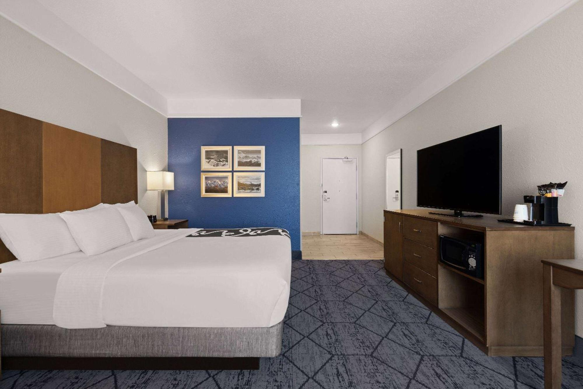 La Quinta Inn And Suites By Wyndham At Watiki Waterpark Rapid City Luaran gambar
