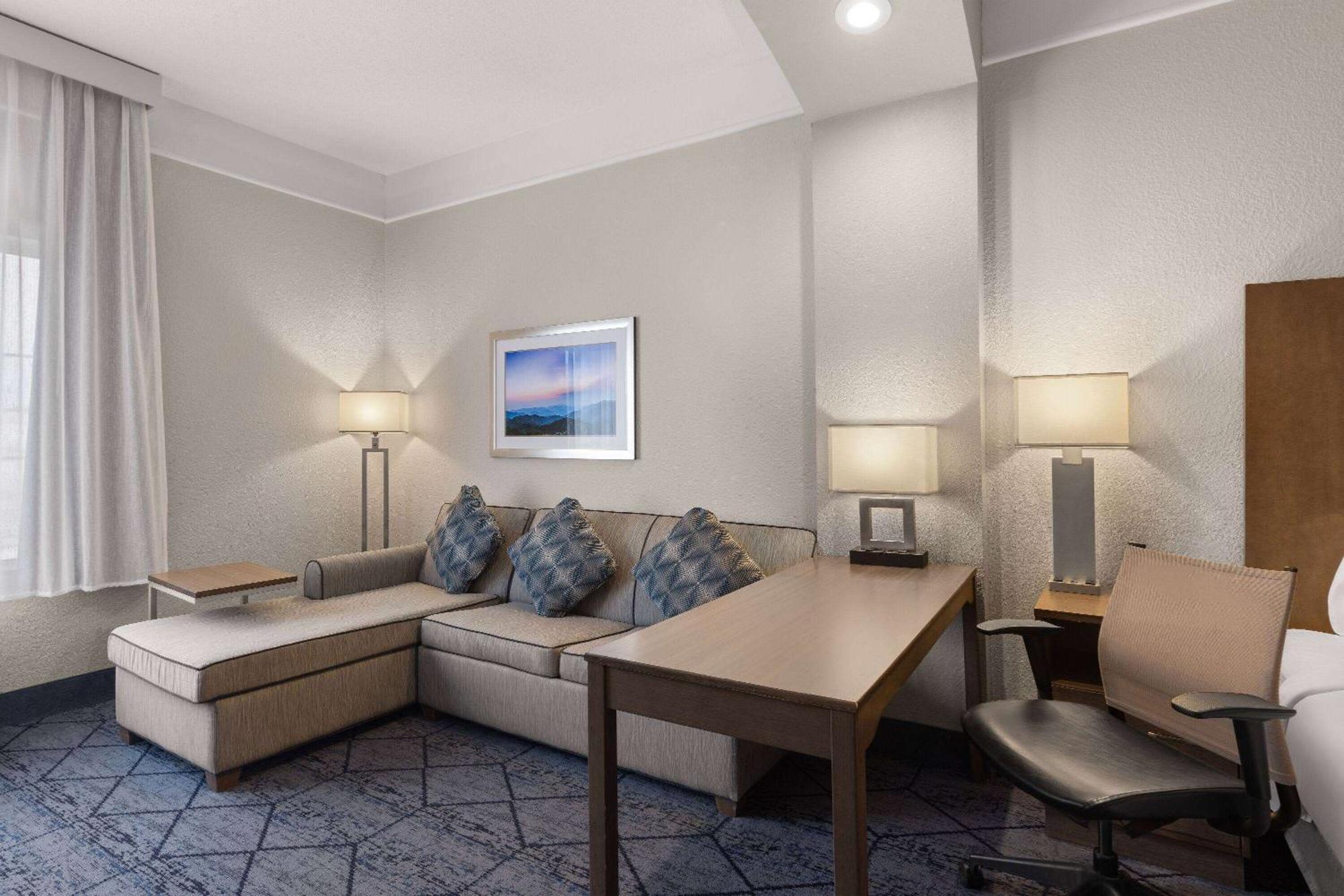 La Quinta Inn And Suites By Wyndham At Watiki Waterpark Rapid City Luaran gambar