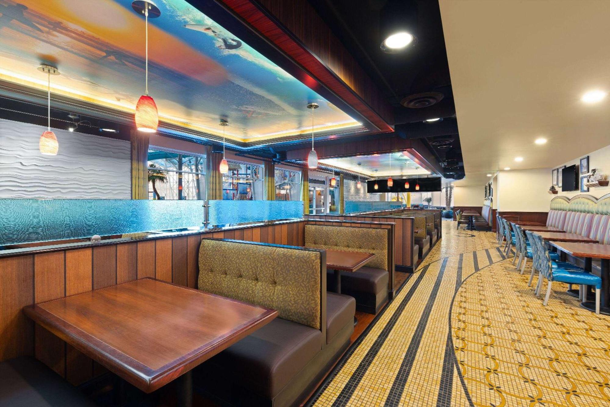 La Quinta Inn And Suites By Wyndham At Watiki Waterpark Rapid City Luaran gambar